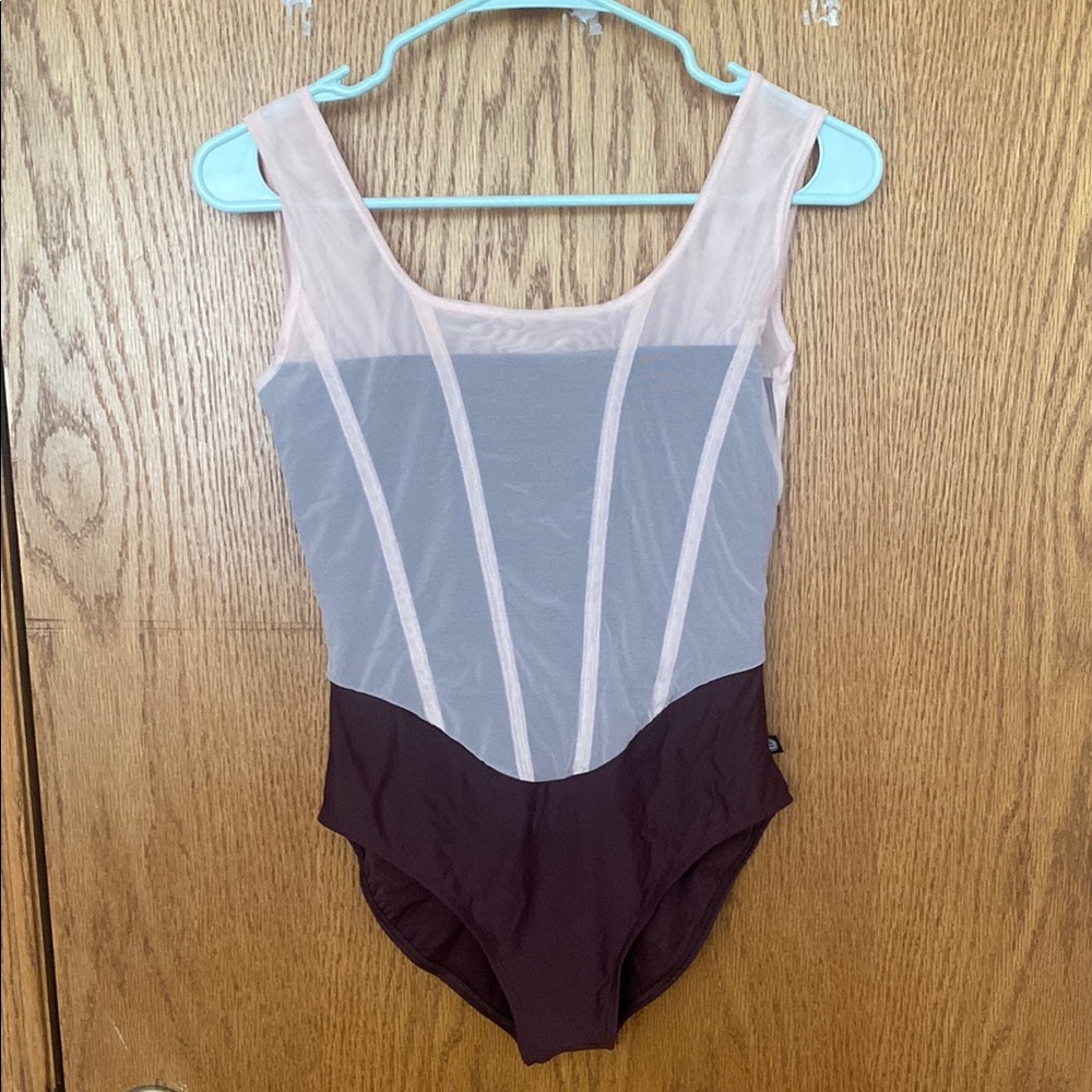 Brand new w/o tags Bodile Leo